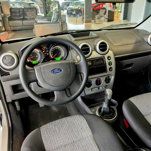 FORD FIESTA SEDAN CLASS 1.6 2011/2011 JOÃO CARROS MULTIMARCAS GUAPORÉ / Carros no Vale