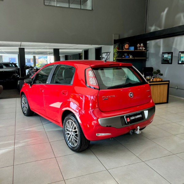 FIAT PUNTO ESSENCE 1.6 DUALOGIC. 2014/2014 JOÃO CARROS MULTIMARCAS GUAPORÉ / Carros no Vale