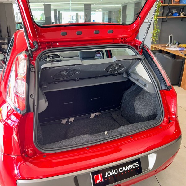 FIAT PUNTO ESSENCE 1.6 DUALOGIC. 2014/2014 JOÃO CARROS MULTIMARCAS GUAPORÉ / Carros no Vale