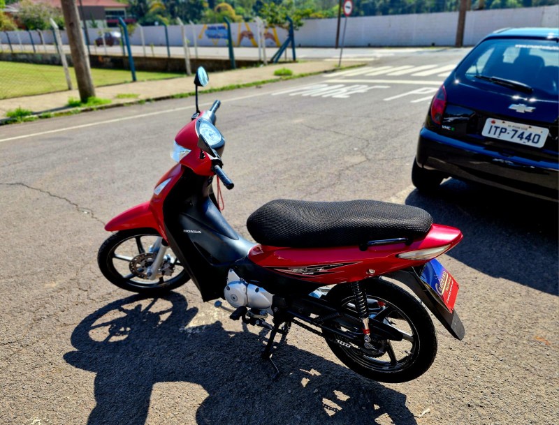 HONDA MOTOS BIZ 125+ 2009/2010 CRUZEIRO MULTIMARCAS CRUZEIRO DO SUL / Carros no Vale
