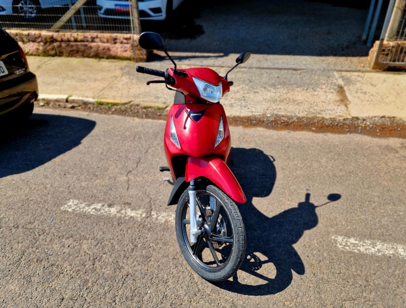 HONDA MOTOS BIZ 125+ 2009/2010 CRUZEIRO MULTIMARCAS CRUZEIRO DO SUL / Carros no Vale