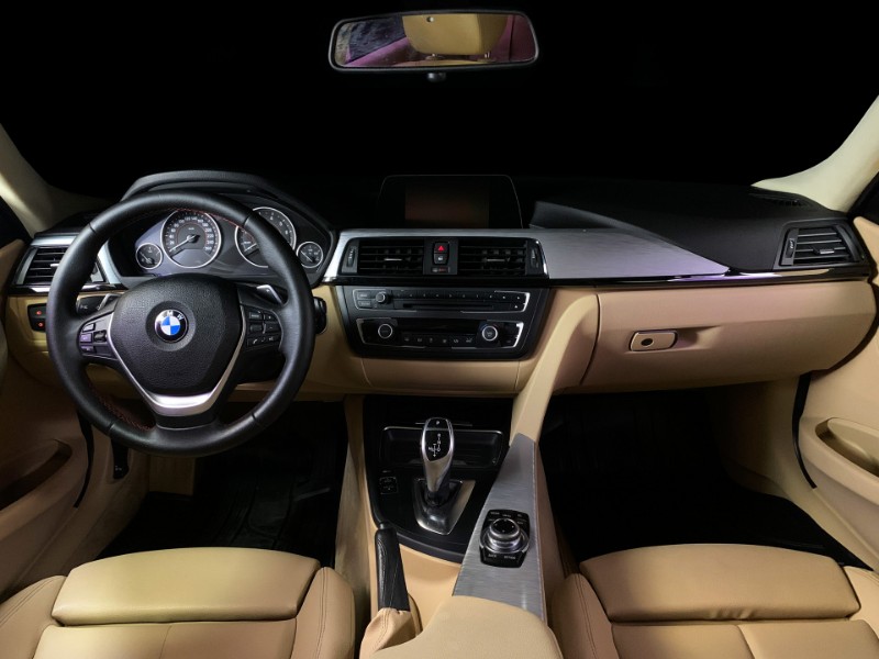 BMW 328i 2.0 SPORT GP 16V ACTIVEFLEX 4P AUTOMÁTICO 2015/2015 DUARTE VEÍCULOS PORTO ALEGRE / Carros no Vale