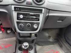 VOLKSWAGEN SAVEIRO 1.6 MI TREND CE 8V G.V 2012/2012 ELY AUTOMÓVEIS LAJEADO / Carros no Vale