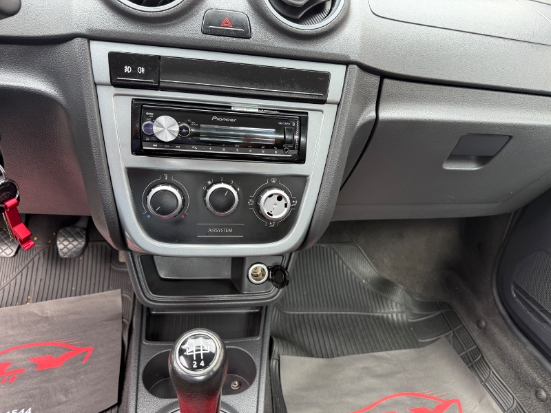 VOLKSWAGEN SAVEIRO 1.6 MI TREND CE 8V G.V - 2012