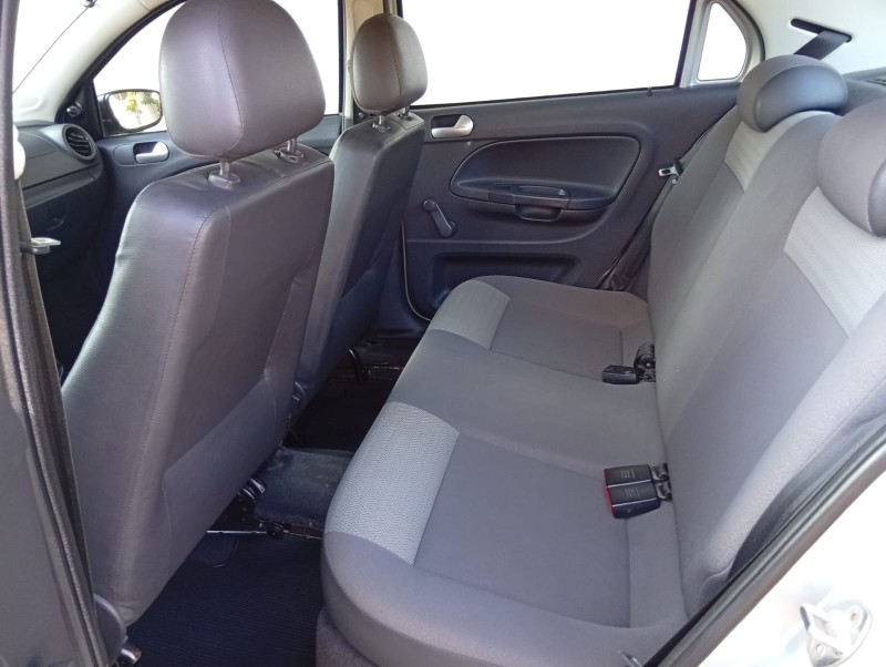 VOLKSWAGEN VOYAGE 1.0 CITY 2009/2010 ALTERNATIVA VEÍCULOS LAJEADO / Carros no Vale