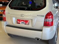 HYUNDAI TUCSON GL 2.0 16V MEC. 2011/2012 JM AUTOMÓVEIS VENÂNCIO AIRES / Carros no Vale