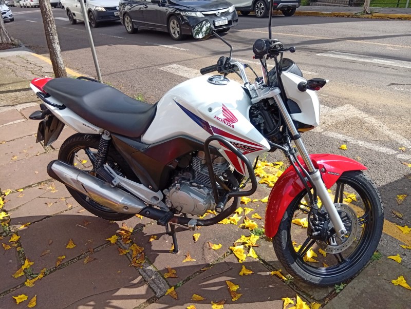 HONDA CG 150 TITAN EX 2014/2015 ALTERNATIVA VEÍCULOS LAJEADO / Carros no Vale
