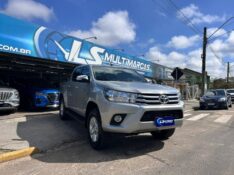 TOYOTA HILUX CD SRV 4X4 2.8 TDI DIESEL AUT. 2017/2017 LS MULTIMARCAS VENÂNCIO AIRES / Carros no Vale