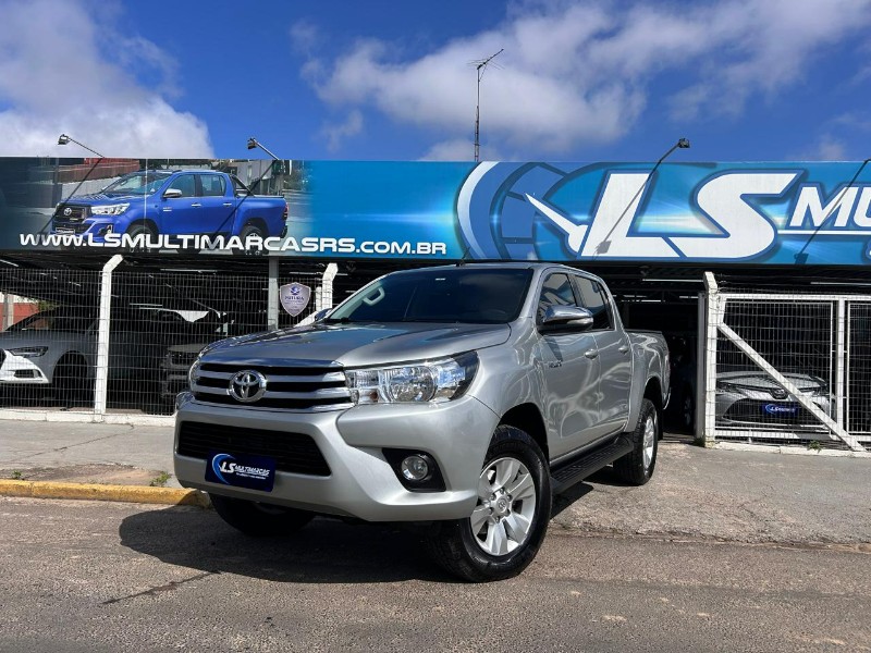 TOYOTA HILUX CD SRV 4X4 2.8 TDI DIESEL AUT. 2017/2017 LS MULTIMARCAS VENÂNCIO AIRES / Carros no Vale