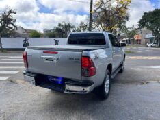 TOYOTA HILUX CD SRV 4X4 2.8 TDI DIESEL AUT. 2017/2017 LS MULTIMARCAS VENÂNCIO AIRES / Carros no Vale