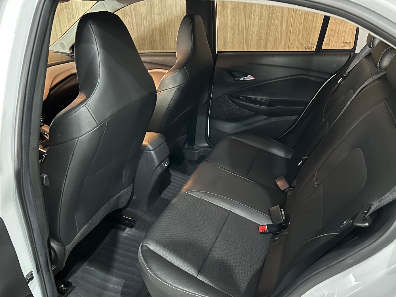 CHEVROLET ONIX PREMIER 1.0 TURBO /2024 IDEAL VEÍCULOS LAJEADO / Carros no Vale