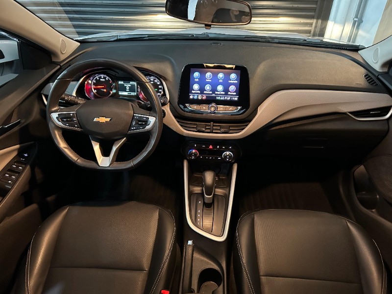 CHEVROLET ONIX PREMIER 1.0 TURBO /2024 IDEAL VEÍCULOS LAJEADO / Carros no Vale