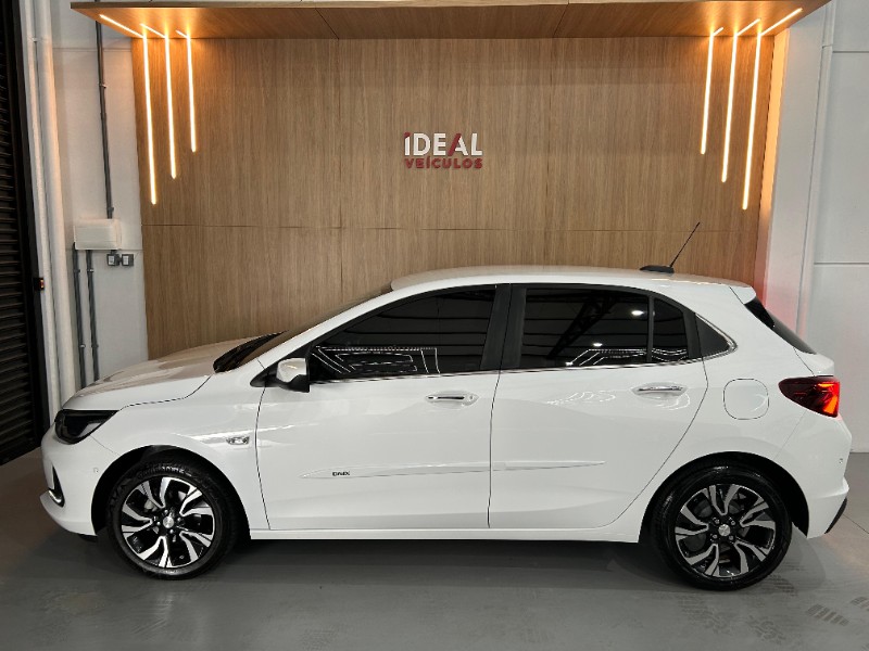 CHEVROLET ONIX PREMIER 1.0 TURBO /2024 IDEAL VEÍCULOS LAJEADO / Carros no Vale