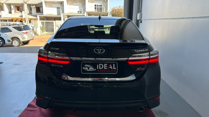 TOYOTA COROLLA XRS 2.0 /2019 IDEAL VEÍCULOS LAJEADO / Carros no Vale