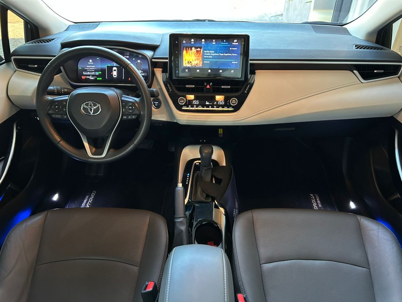TOYOTA COROLLA ALTIS PREM HYBRID 1.8 /2024 IDEAL VEÍCULOS LAJEADO / Carros no Vale