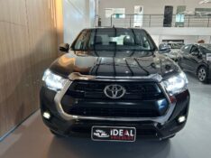 TOYOTA HILUX CAB.DUPLA SRV 2.8 TB /2022 IDEAL VEÍCULOS LAJEADO / Carros no Vale