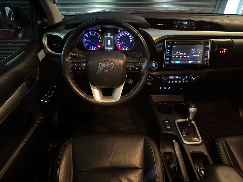 TOYOTA HILUX CAB.DUPLA SRV 2.8 TB /2022 IDEAL VEÍCULOS LAJEADO / Carros no Vale