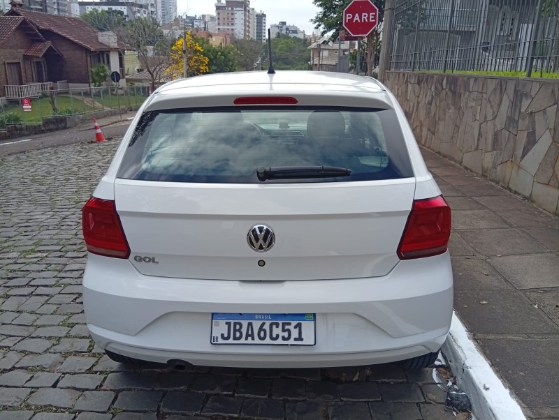 VOLKSWAGEN GOL MC4 2021/2022 ALTERNATIVA VEÍCULOS LAJEADO / Carros no Vale