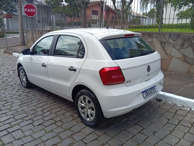 VOLKSWAGEN GOL MC4 2021/2022 ALTERNATIVA VEÍCULOS LAJEADO / Carros no Vale