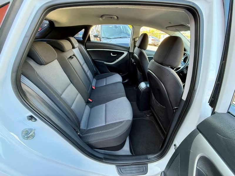 HYUNDAI I30 1.8 MPI 16V GASOLINA 4P AUTOMATICO 2014/2015 AR MULTIMARCAS VENÂNCIO AIRES / Carros no Vale