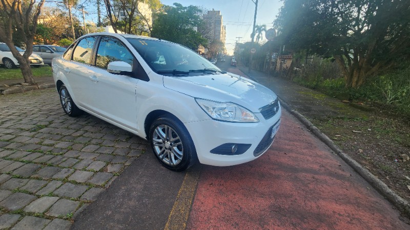 FORD FOCUS 1.6 FC 2011/2011 FERNANDO AUTOMÓVEIS | REVENDA DE CARROS ARROIO DO MEIO ARROIO DO MEIO / Carros no Vale