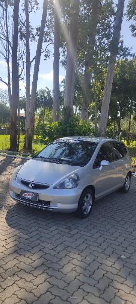 HONDA FIT LXL /2005 NEURI VEÍCULOS LAJEADO / Carros no Vale