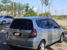 HONDA FIT LXL /2005 NEURI VEÍCULOS LAJEADO / Carros no Vale
