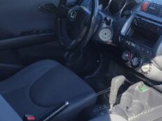 HONDA FIT LXL /2005 NEURI VEÍCULOS LAJEADO / Carros no Vale