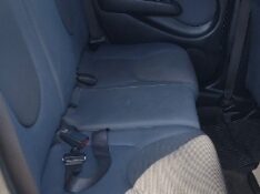 HONDA FIT LXL /2005 NEURI VEÍCULOS LAJEADO / Carros no Vale
