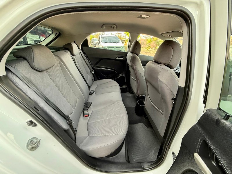 HYUNDAI HB20 1.6 PREMIUM 16V FLEX 4P MANUAL 2012/2013 AR MULTIMARCAS VENÂNCIO AIRES / Carros no Vale
