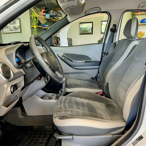 CHEVROLET AGILE 1.4 LTZ 2013/2013 JOÃO CARROS MULTIMARCAS GUAPORÉ / Carros no Vale