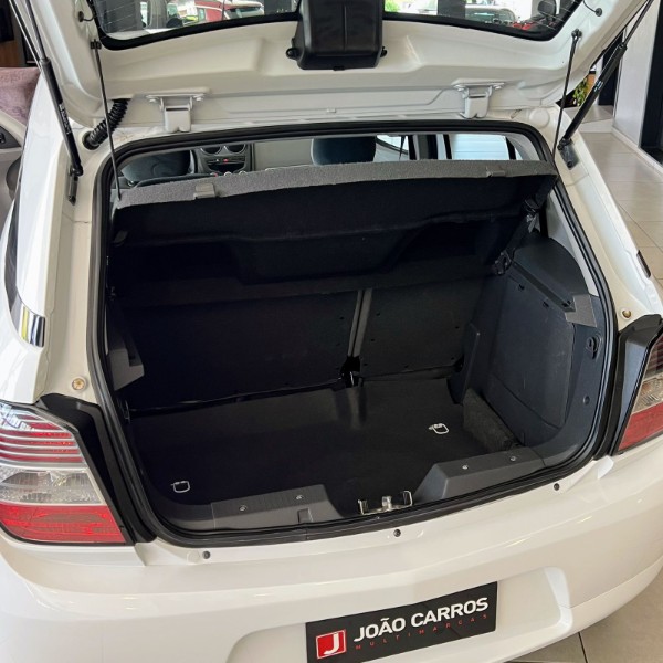 CHEVROLET AGILE 1.4 LTZ 2013/2013 JOÃO CARROS MULTIMARCAS GUAPORÉ / Carros no Vale