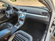 VOLKSWAGEN PASSAT HIGHLINE 2.0 T 2011/2012 TS VEÍCULOS ANTA GORDA / Carros no Vale