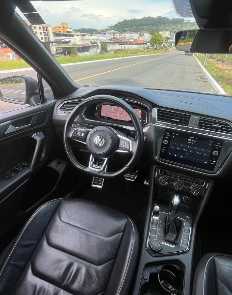 VOLKSWAGEN TIGUAN 2.0 350 TSI RLINE ALLSPACE 2019/2019 BOSCO AUTOMÓVEIS GUAPORÉ / Carros no Vale