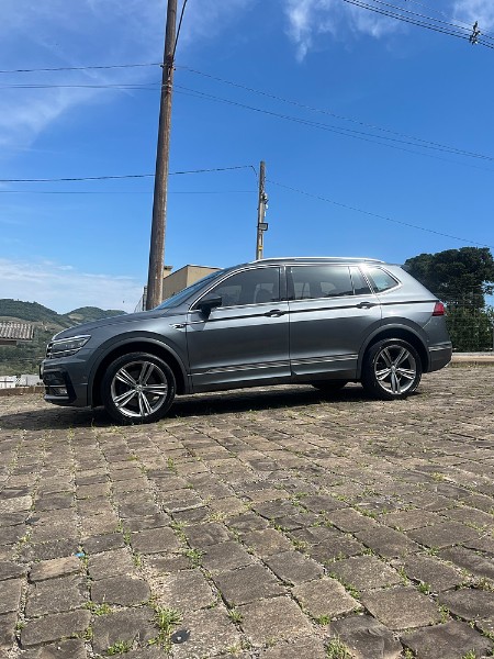 VOLKSWAGEN TIGUAN 2.0 350 TSI RLINE ALLSPACE 2019/2019 BOSCO AUTOMÓVEIS GUAPORÉ / Carros no Vale