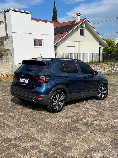 VOLKSWAGEN T-CROSS 1.0 200 TSI TOTAL FLEX AUTOMÁTICO 2023/2023 BOSCO AUTOMÓVEIS GUAPORÉ / Carros no Vale