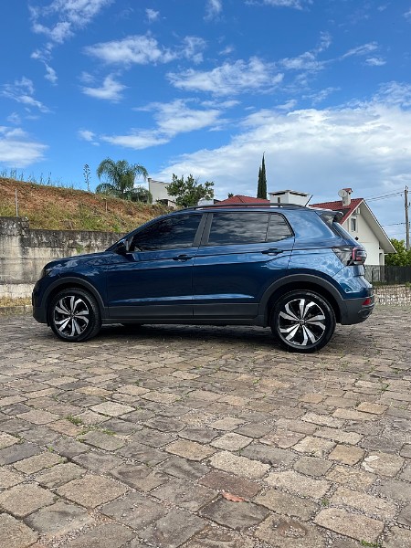 VOLKSWAGEN T-CROSS 1.0 200 TSI TOTAL FLEX AUTOMÁTICO 2023/2023 BOSCO AUTOMÓVEIS GUAPORÉ / Carros no Vale
