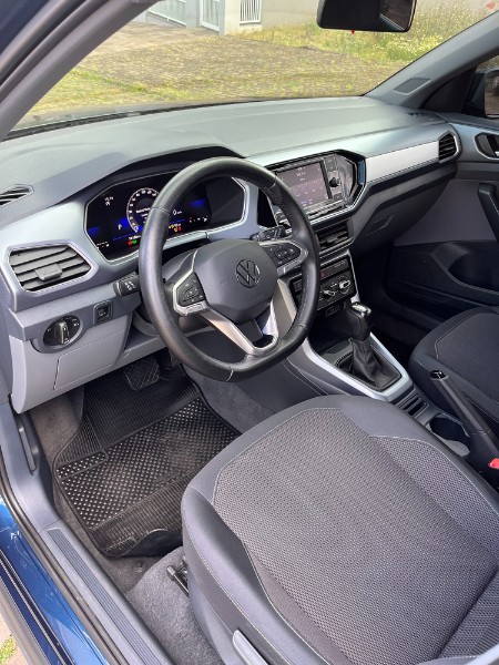 VOLKSWAGEN T-CROSS 1.0 200 TSI TOTAL FLEX AUTOMÁTICO 2023/2023 BOSCO AUTOMÓVEIS GUAPORÉ / Carros no Vale