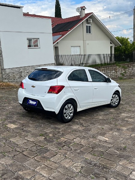 CHEVROLET ONIX LT 1.0 FLEX 2019/2019 BOSCO AUTOMÓVEIS GUAPORÉ / Carros no Vale