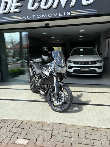 TRIUMPH TIGER 800 /2020 DE CONTO AUTOMÓVEIS SARANDI / Carros no Vale TRIUMPH TIGER 800 /2020 DE CONTO AUTOMÓVEIS SARANDI / Carros no Vale