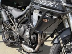 TRIUMPH TIGER 800 /2020 DE CONTO AUTOMÓVEIS SARANDI / Carros no Vale