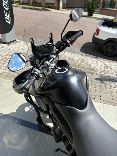 TRIUMPH TIGER 800 /2020 DE CONTO AUTOMÓVEIS SARANDI / Carros no Vale TRIUMPH TIGER 800 /2020 DE CONTO AUTOMÓVEIS SARANDI / Carros no Vale