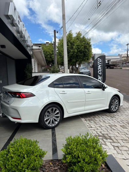 TOYOTA COROLLA 2.0 XEI /2021 DE CONTO AUTOMÓVEIS SARANDI / Carros no Vale TOYOTA COROLLA 2.0 XEI /2021 DE CONTO AUTOMÓVEIS SARANDI / Carros no Vale