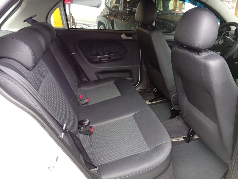 VOLKSWAGEN GOL CITY 1.6 - 2015