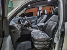 VOLKSWAGEN AMAROK HIGH.CD 2.0 16V TDI 4X4 DIES AUT 2012/2012 TS VEÍCULOS ANTA GORDA / Carros no Vale