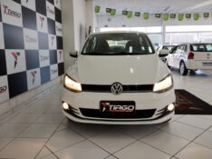 VOLKSWAGEN FOX COMFORTLINE 1.6 2015/2015 TIAGO AUTOMÓVEIS VENÂNCIO AIRES / Carros no Vale