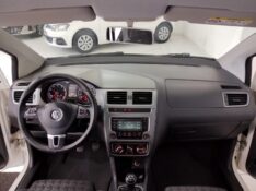 VOLKSWAGEN FOX COMFORTLINE 1.6 2015/2015 TIAGO AUTOMÓVEIS VENÂNCIO AIRES / Carros no Vale