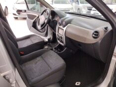 RENAULT SANDERO 1.6 EXPRESSION 8V FLEX 4P MANUAL 2010/2010 TIAGO AUTOMÓVEIS VENÂNCIO AIRES / Carros no Vale