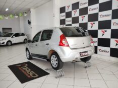 RENAULT SANDERO 1.6 EXPRESSION 8V FLEX 4P MANUAL 2010/2010 TIAGO AUTOMÓVEIS VENÂNCIO AIRES / Carros no Vale