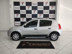 RENAULT SANDERO 1.6 EXPRESSION 8V FLEX 4P MANUAL 2010/2010 TIAGO AUTOMÓVEIS VENÂNCIO AIRES / Carros no Vale